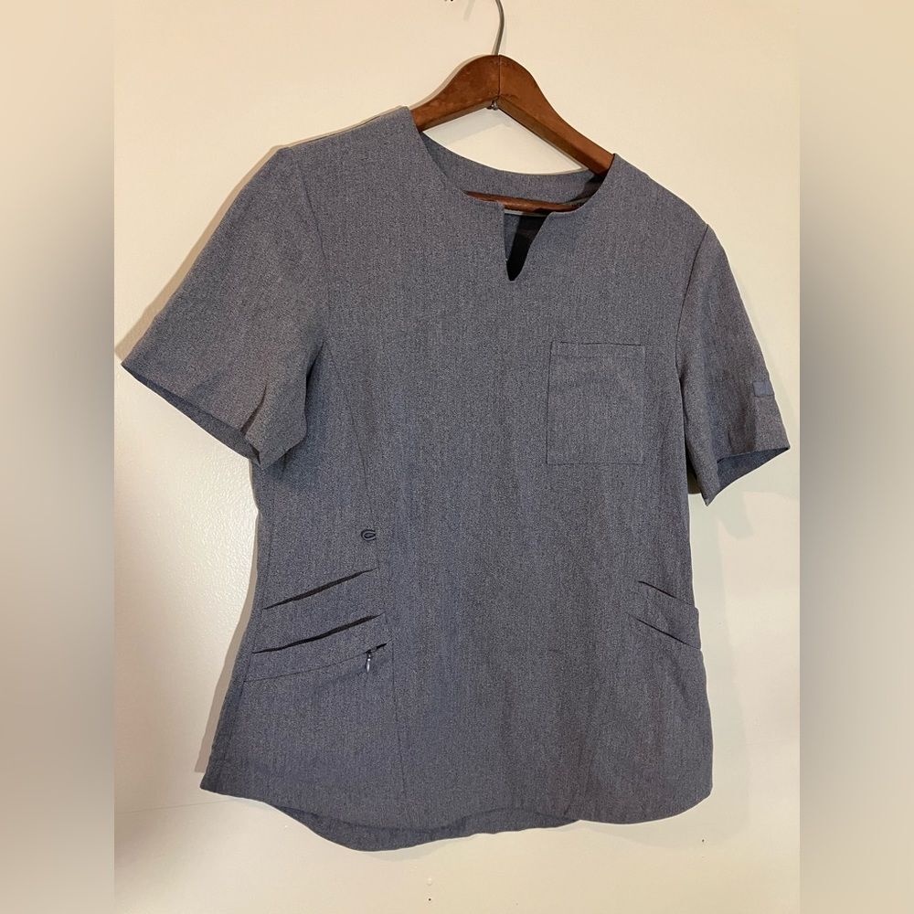 Climate Right Cuddl Duds scrub set, gray, Excellent condition, size small - Picture 4 of 8